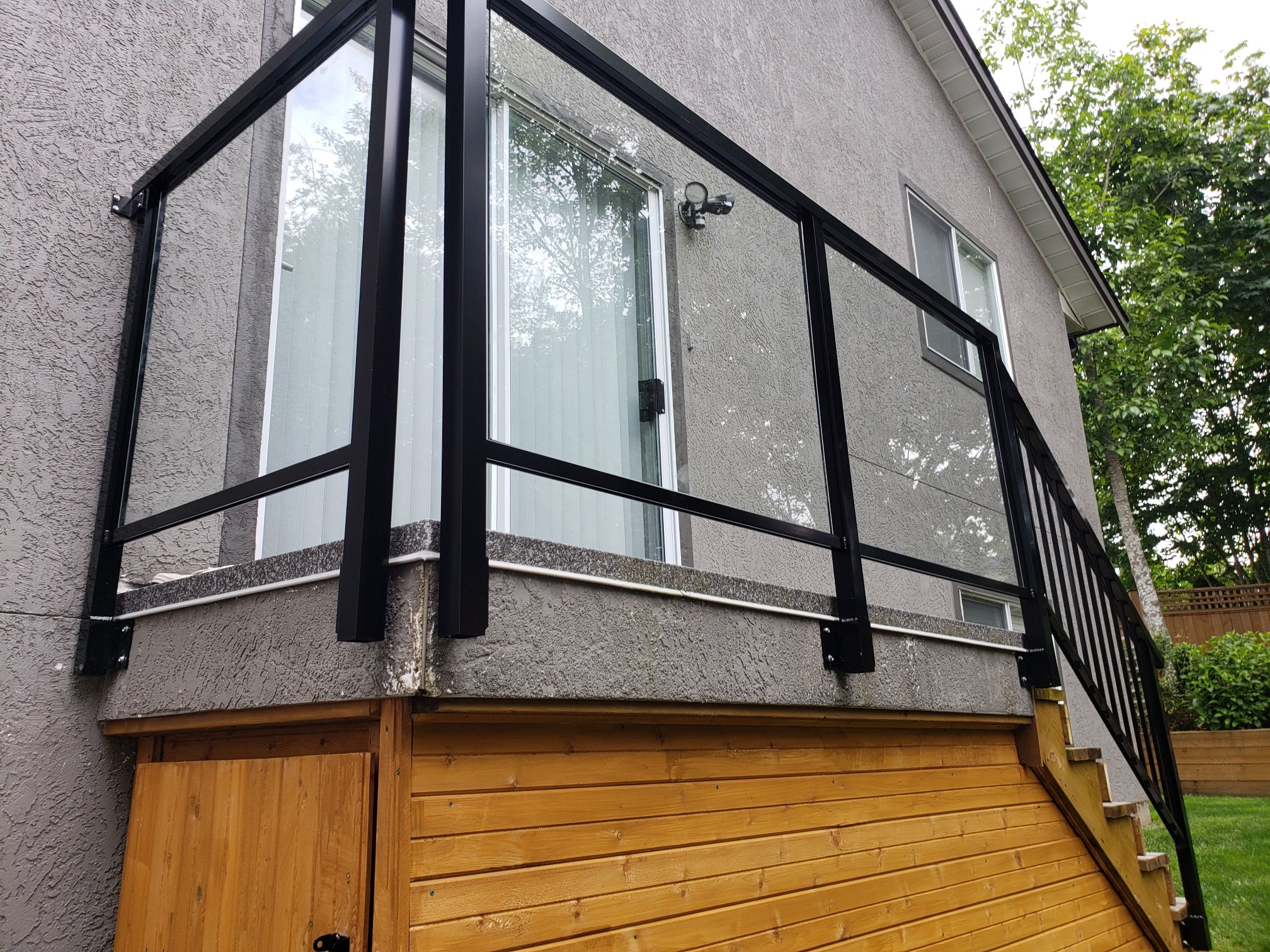 ALUMINUM RAILINGS Metal Plus Gates & Railing Ltd.